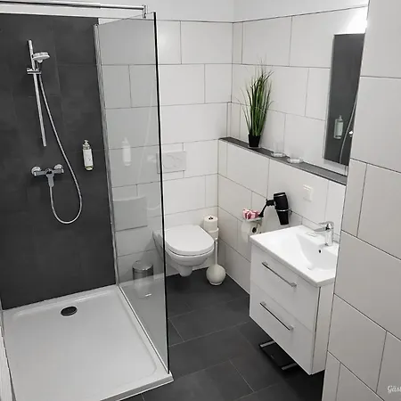 Komfort Ferienwohnungen Mit Wellness-Garten - Gaestehaus Am Bachlauf - Losheim Am See Buitenkant foto